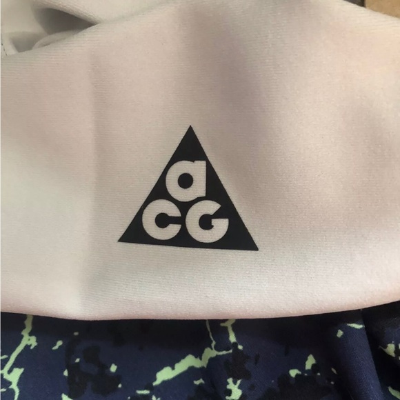 Nike ACG "Happy Arachnid" Reversible Neck Wrap New With Tags - Picture 13 of 14